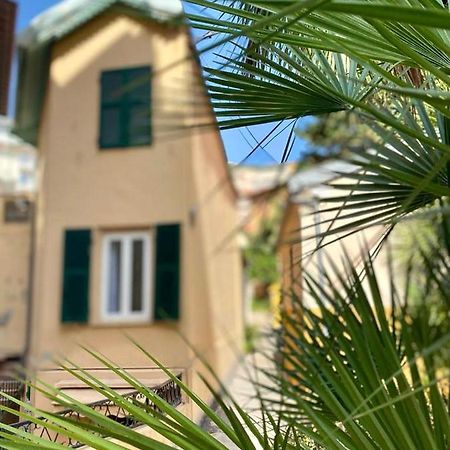 Villa Heritage Бюсолей Екстериор снимка